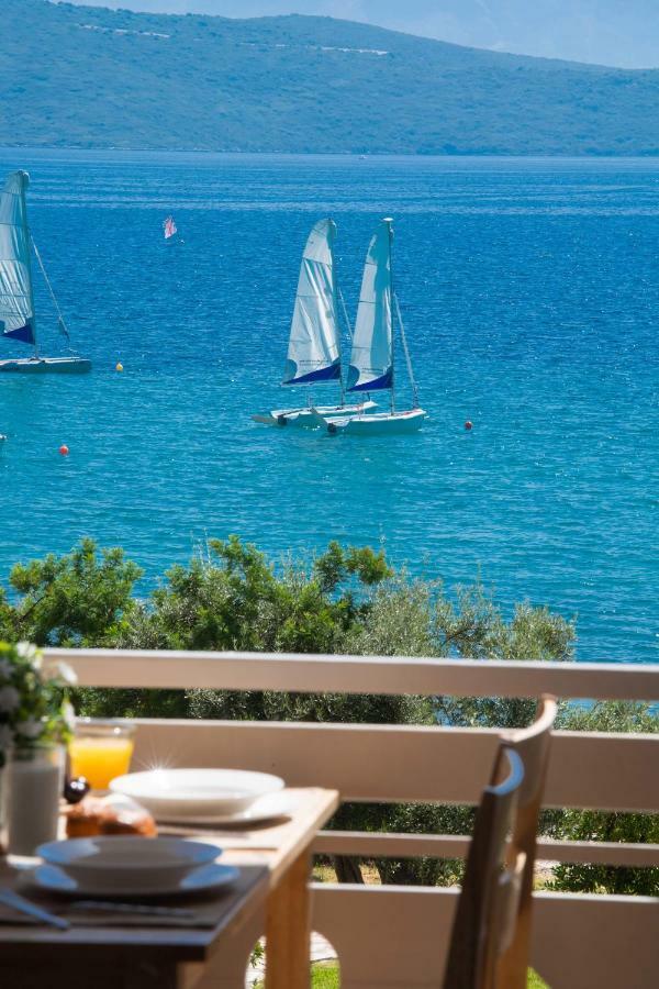 Апартаменты Ifi Sea House Никиана Экстерьер фото